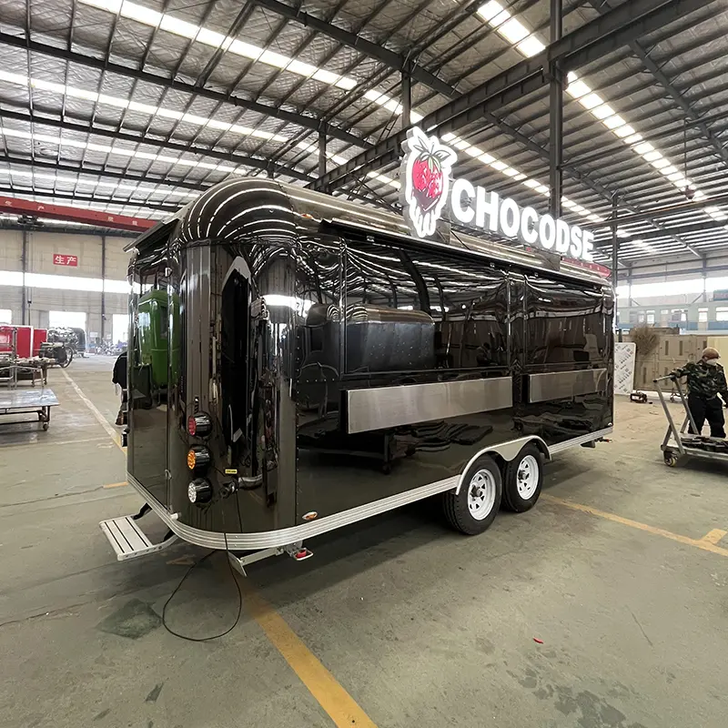 Trailer Airstream Matte Black