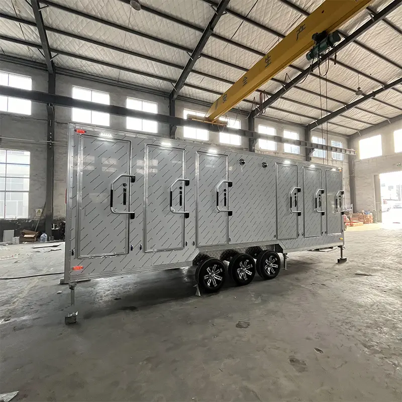 Trailer Kamar Mandi Komersial Six Station